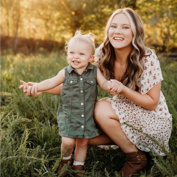 Meet your Posher, Haley - Picture 1 of 1